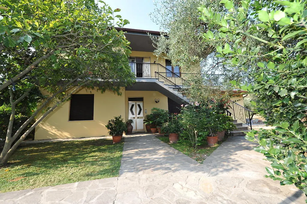 Gli Olivi Villa Calci Alloggio per agriturismo