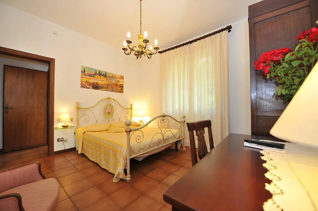 Gli Olivi Villa Calci 0*,