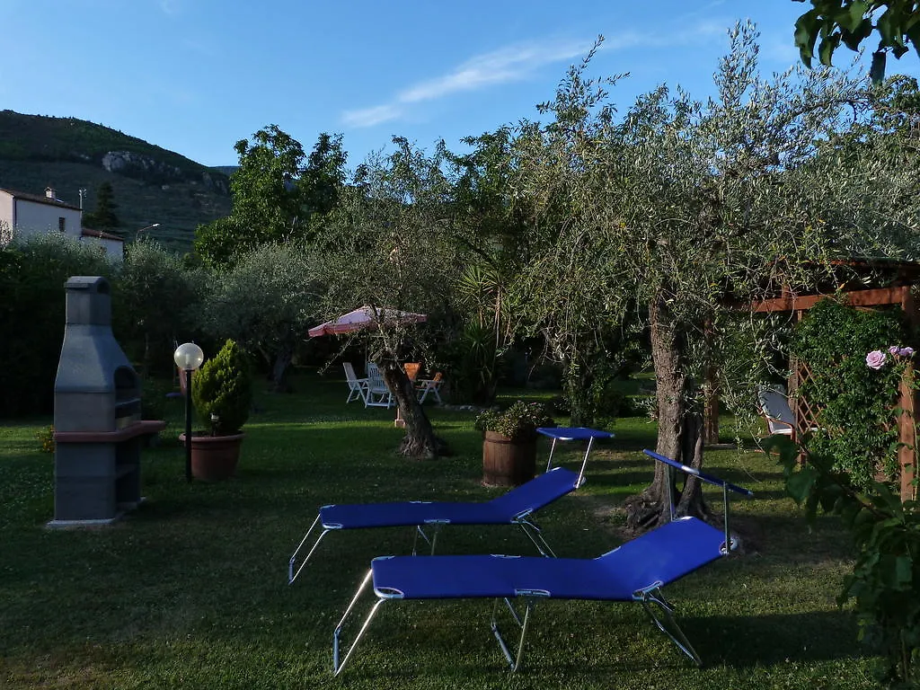 Gli Olivi Villa Calci 0*,